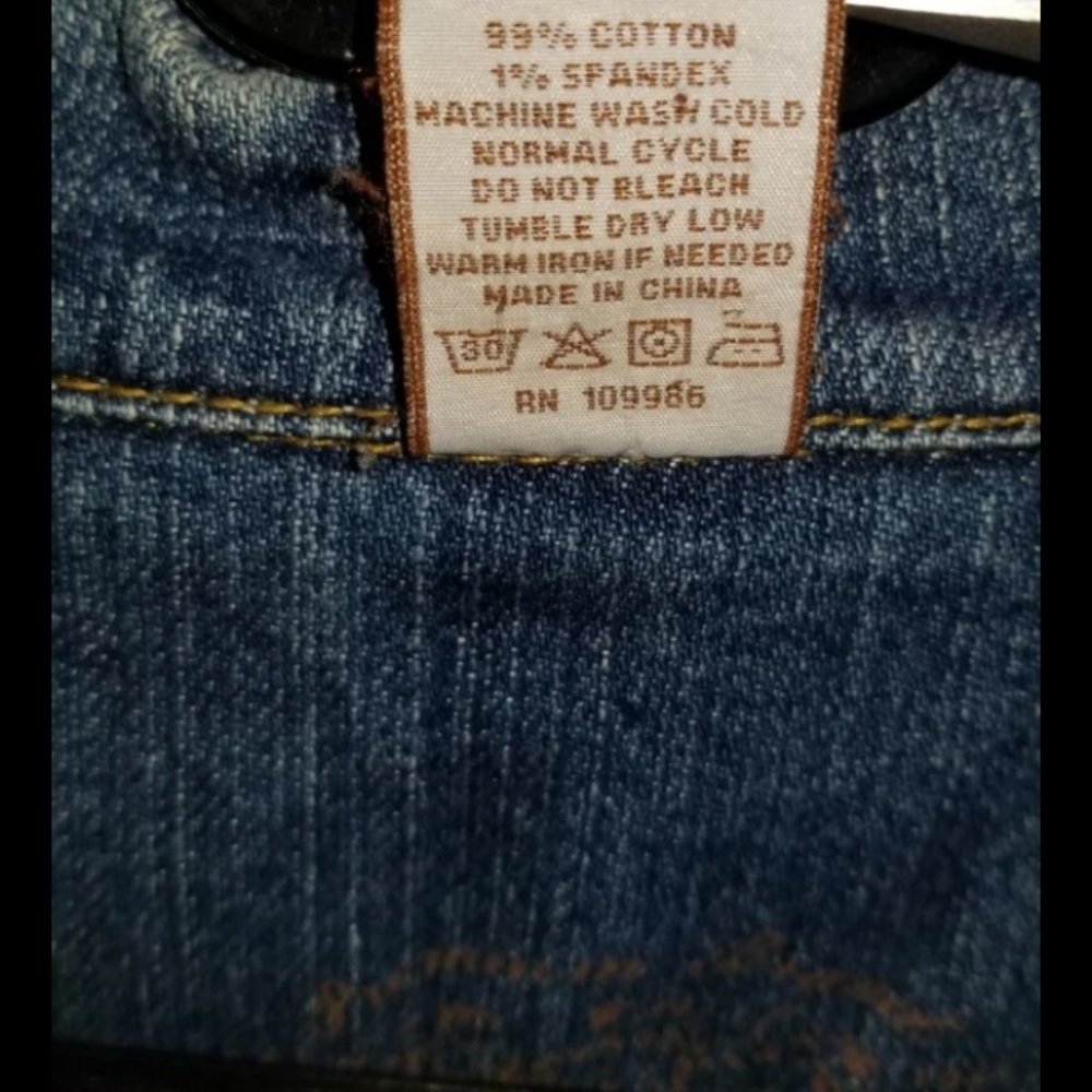 Jean jacket - Picture 2 of 10